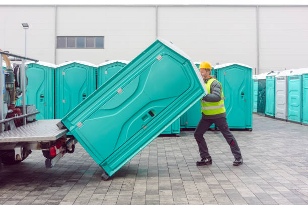 Portable Toilet Options We Offer in Powder Springs, GA